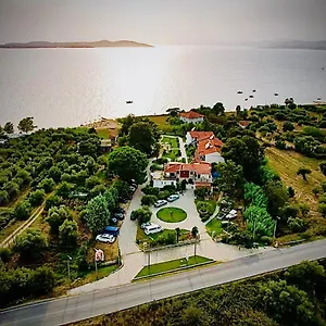 https://kari.hotelschalkidiki.net